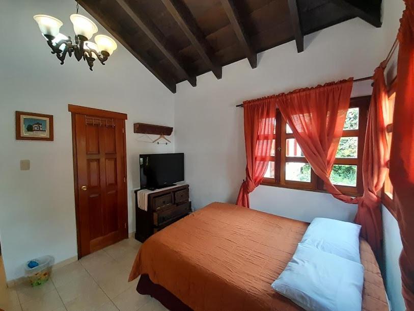 Hotel Y Jardines Casa Buho Antigua ภายนอก รูปภาพ