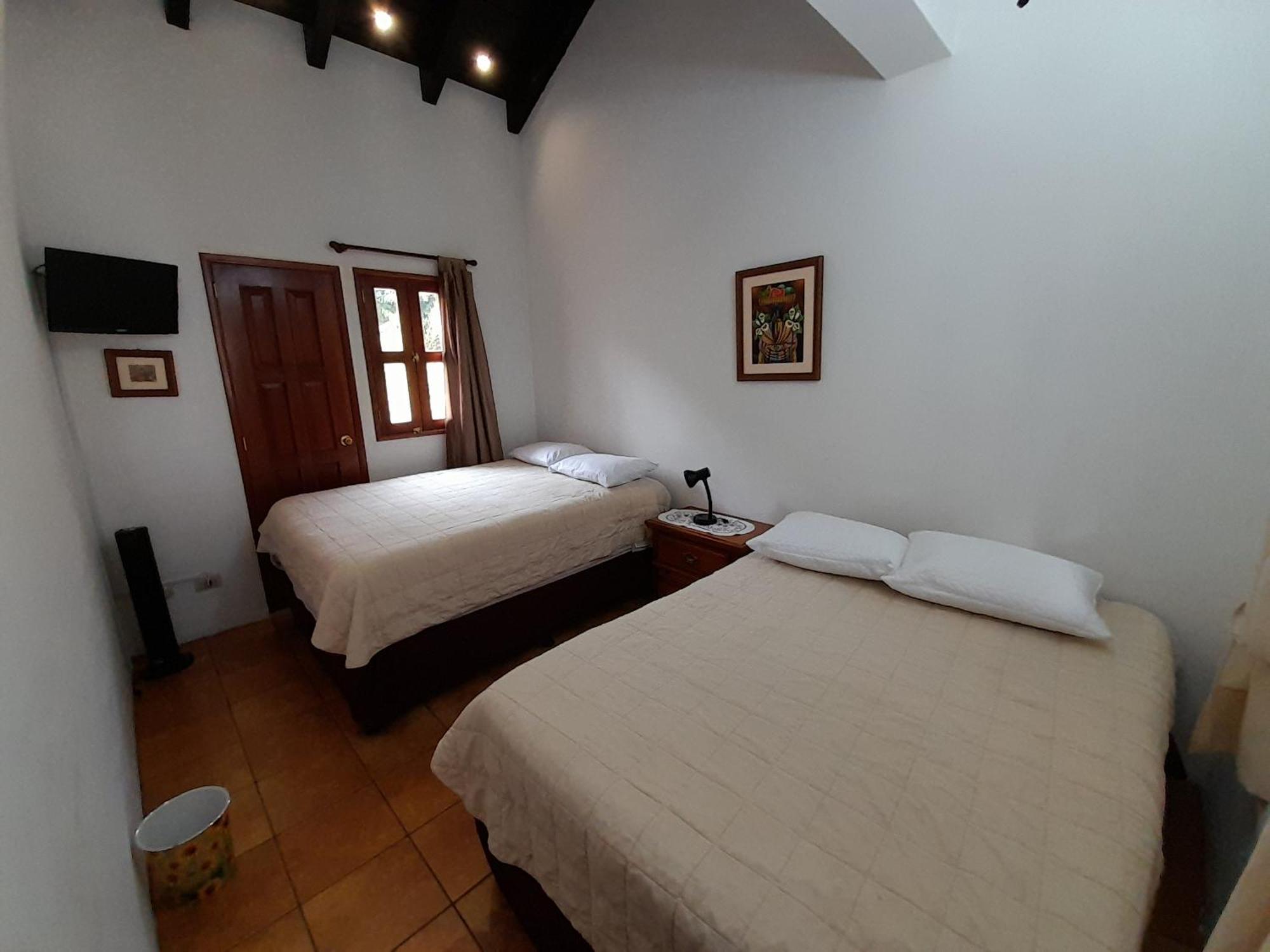 Hotel Y Jardines Casa Buho Antigua ภายนอก รูปภาพ